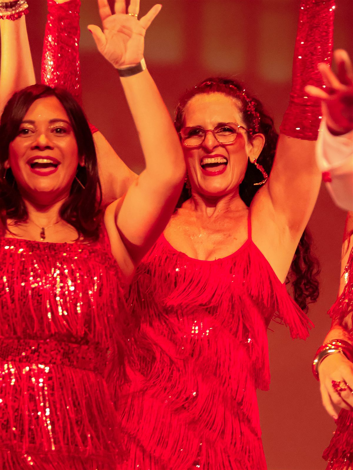 Alunas da Kasa da Dança em apresentação de samba